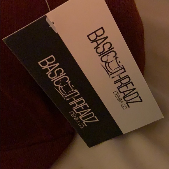 Baseball cap - Picture 3 of 3